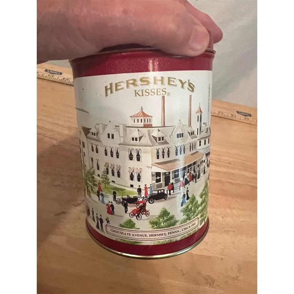 Vintage 1990 Hershey's Kisses‎ Hometown Series Canister #4